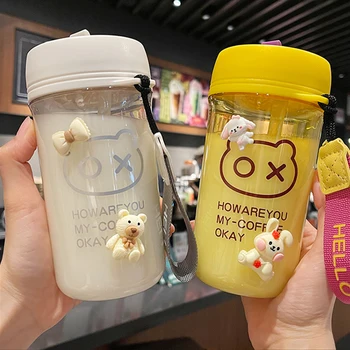550 ML Basit Sevimli Çocuklar Saman Su Şişeleri Kızlar İçin Taşınabilir Yaz Plastik Kahve kapaklı bardak Çift Çift içme suyu şişesi