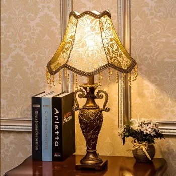 Avrupa Retro Masa Lambası Kumaş Abajur Reçine Yatak Odası Dekorasyon Başucu Lambası Ev Kapalı masa lambası