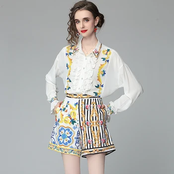 Kadın Bahar Takım Elbise Fransız Vintage Yaka Baskı Alevlendi Kollu Bluz + yüksek Bel Geniş Bacak Şort Yeni Kadın Setleri X494