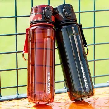 Spor Su Şişesi 750ml BPA Ücretsiz Sızdırmaz Hafif Şişeler Açık Havada Kamp Bisiklet Spor Kilitlenebilir Pop Açık Kapak